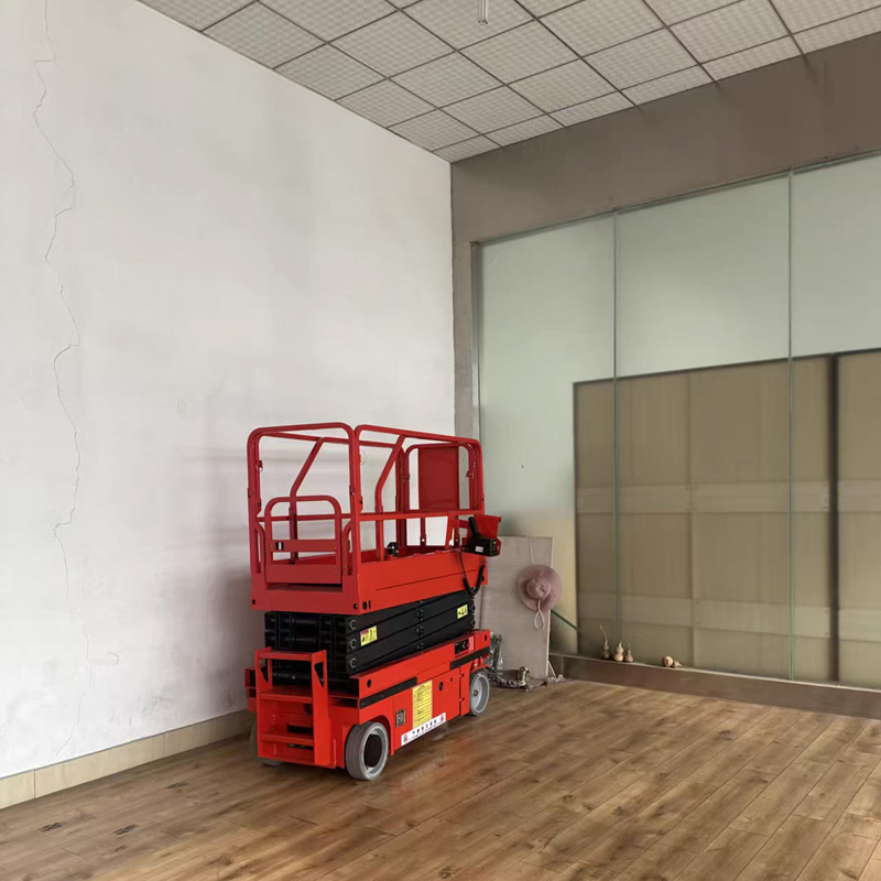 SMALL-SELF-PROPELLED-SCISSORLIFT-PLATFORM-3.jpg