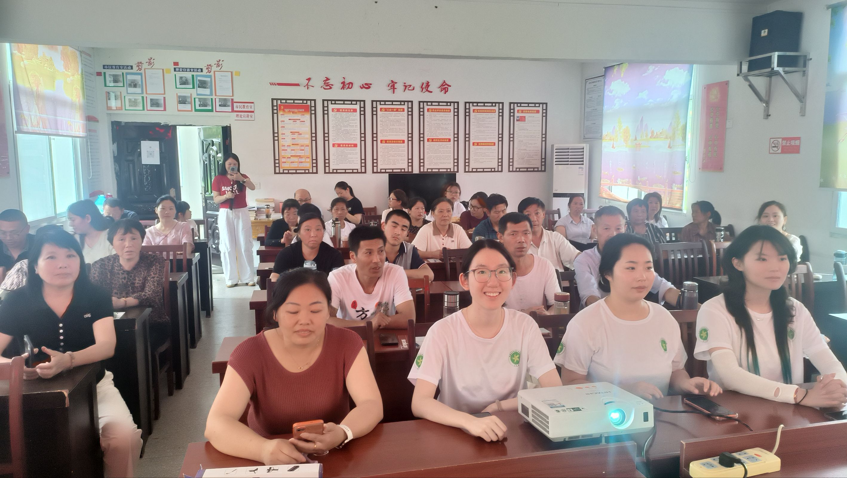 如图片无法显示,请刷新页面