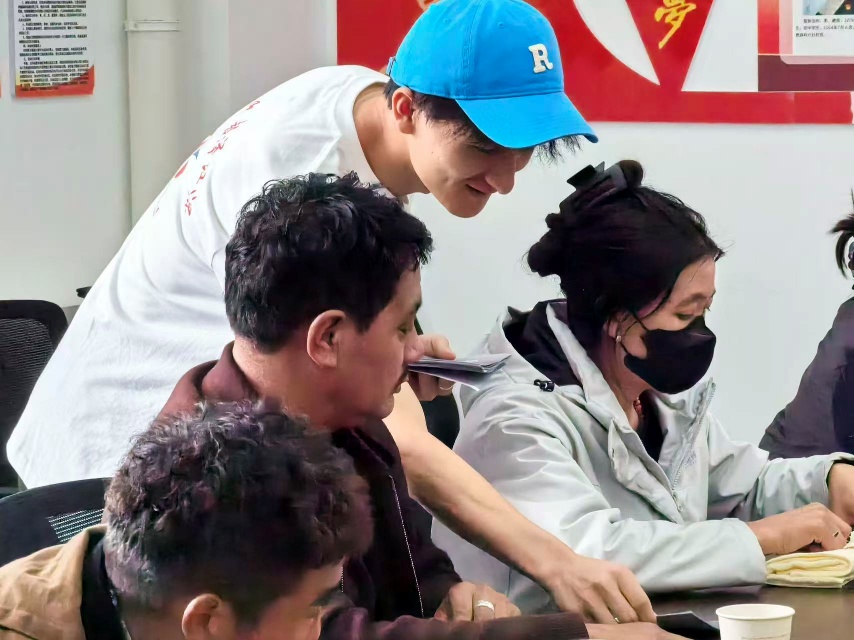 如图片无法显示,请刷新页面