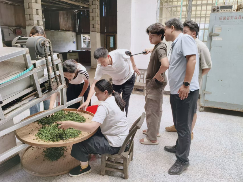 如图片无法显示,请刷新页面